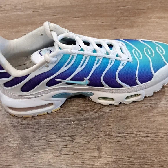 Nike Air Max Plus Tn Bleached Aqua Women's Sneakers - Picture 8 of 12